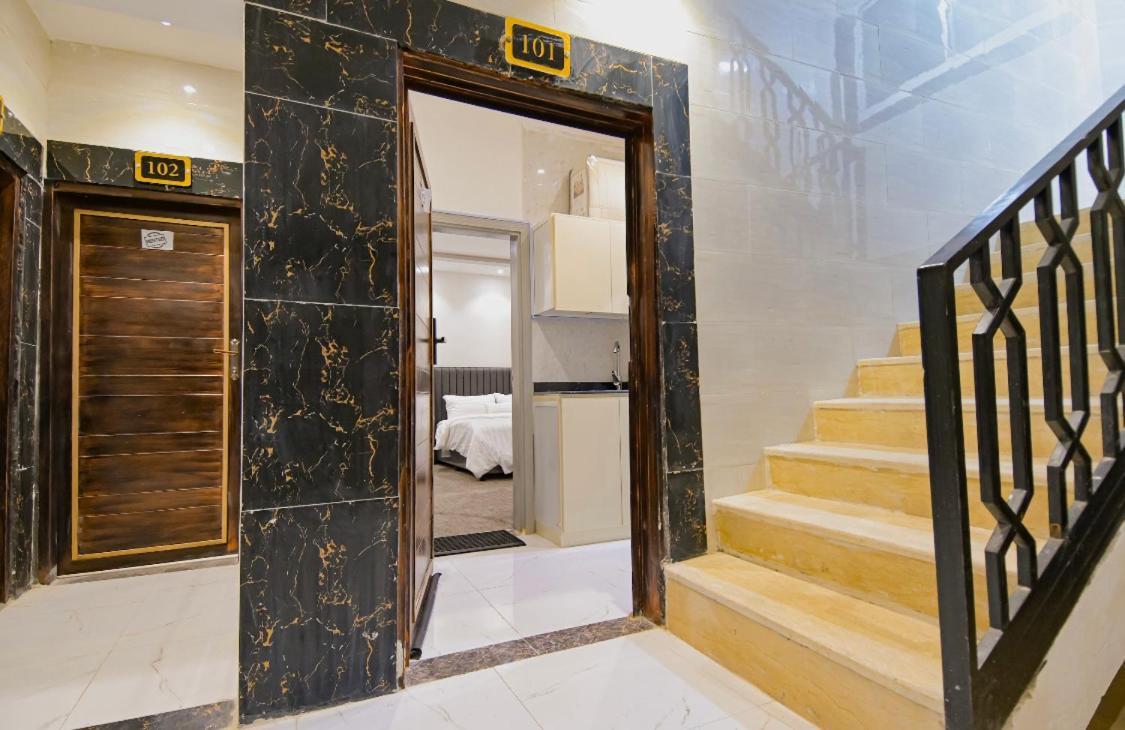 Apartment استديو فخم اليرموك Riyadh